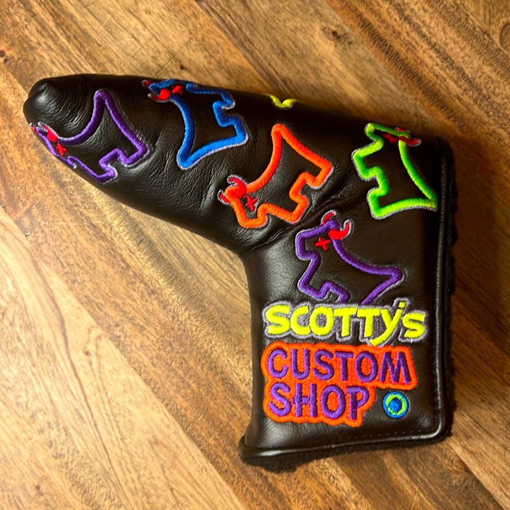 Neon Junk Yard Dog 2013 Scotty Cameron new out of bag